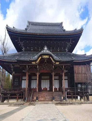 Takada Honzan Senjuji Temple