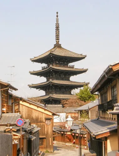 Houkanji Temple (Yasaka Tower)
