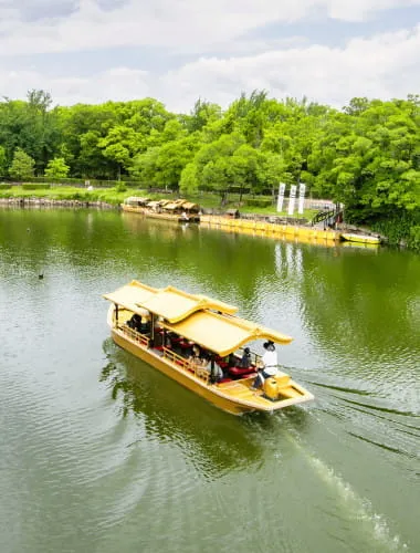 Osaka-jo Gozabune Boat