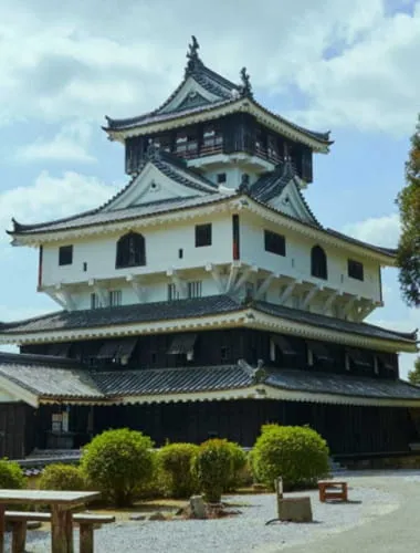 Iwakunijo Castle