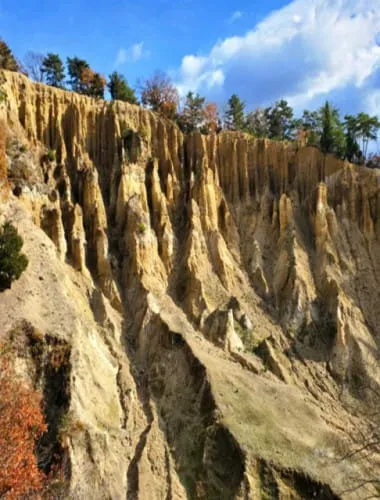 Awa Sand Pillars