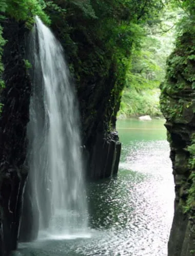 Manainotaki Waterfall