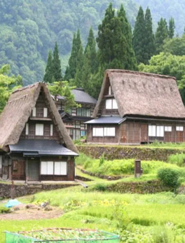 Ainokura Gassho-zukuri Village